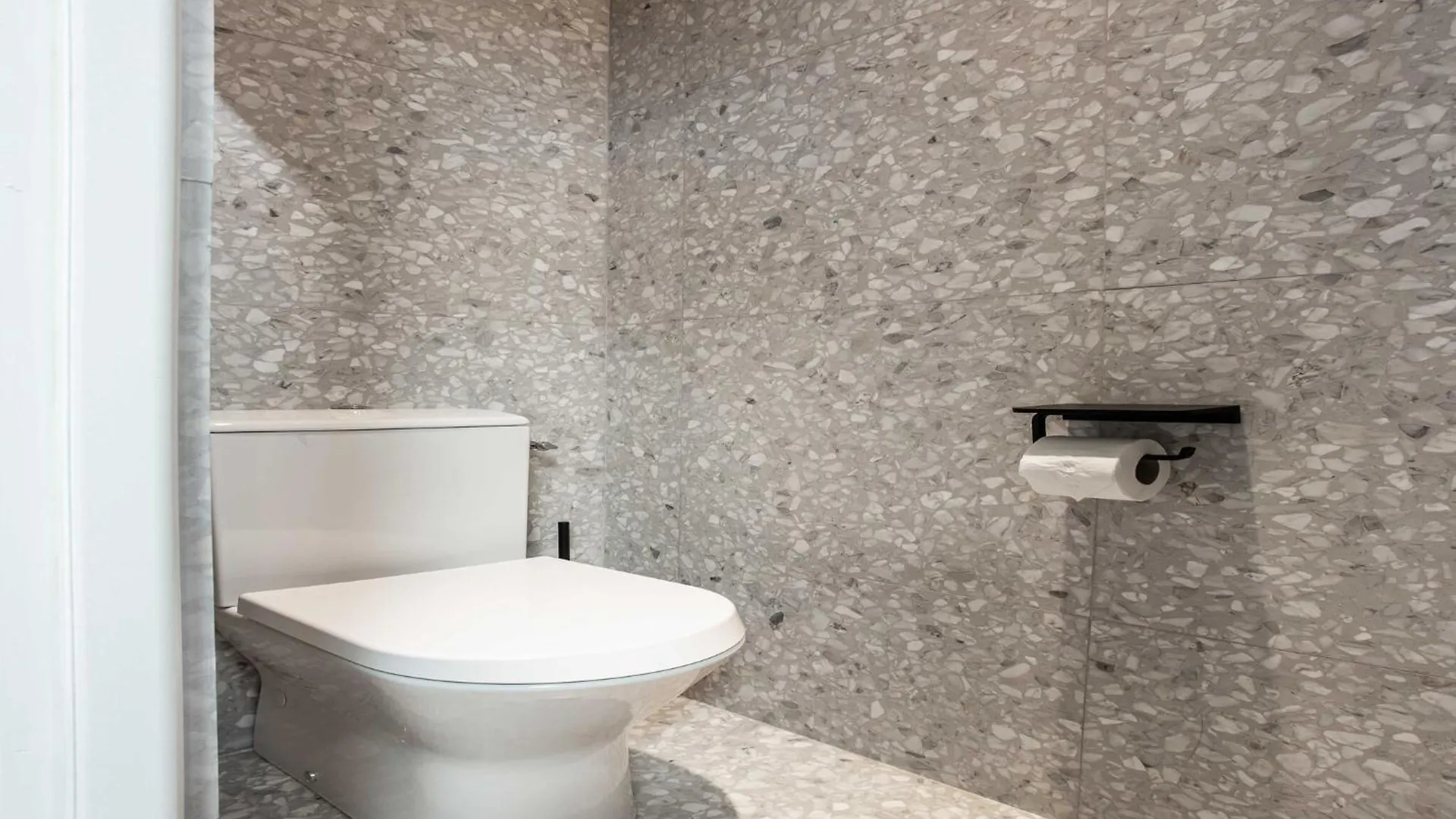 Magnificent 1Br 4P Apartment - Montorgueil 9 Paris France